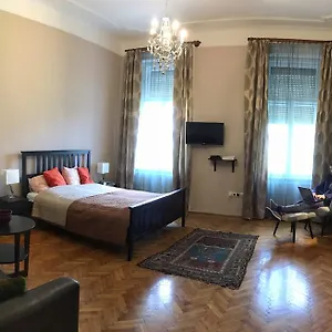  Apartamento Diamonds With 2 Near Guzsdu Udvar