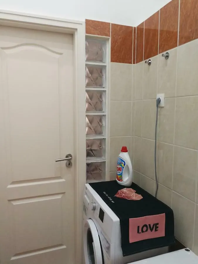 No.7 Apartments In The City Centre Budapest Hungary